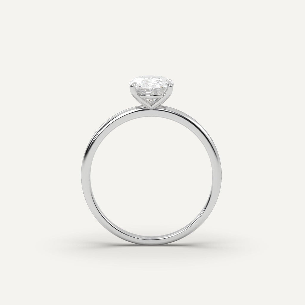 1 Carat Oval Cut Engagement Ring In Platinum