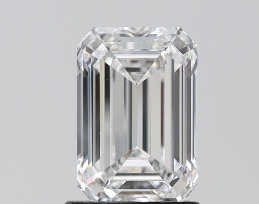 2 carat Lab Grown Diamond | Emerald E-VS1