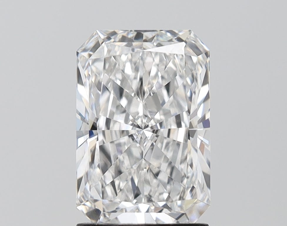 2 carat Lab Grown Diamond | Radiant E-VVS2