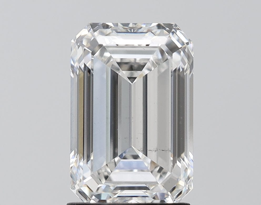 2 carat Lab Grown Diamond | Emerald F-VS2